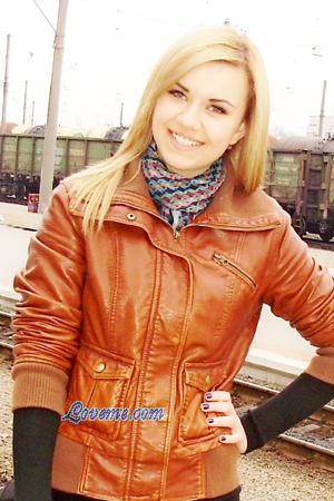 153585 - Elena Age: 31 - Ukraine