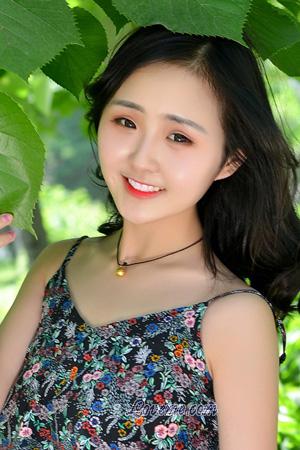 211686 - Karen Age: 30 - China