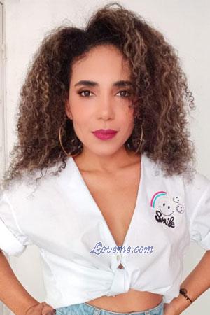 213764 - Karela Age: 41 - Colombia