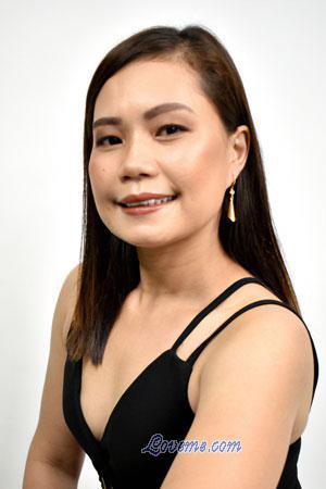 215951 - Marichil Age: 36 - Philippines